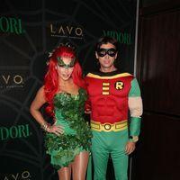 Kim Kardashian hosts the Midori Melon Green Halloween Party | Picture 113385